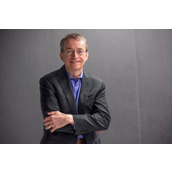 Intel 前执行长季辛格正在训练「基督教导向大语言模型」：希望加速耶稣再临