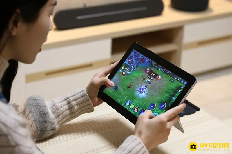 《王者荣耀》平板体验评测-视野优势与操作适应