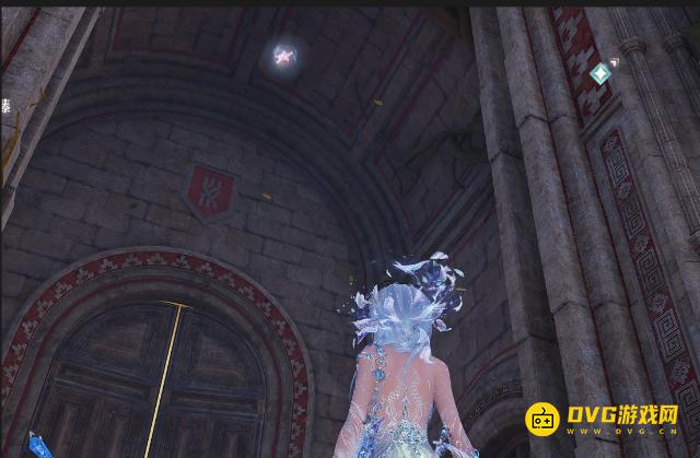 《无限暖暖》巨兽堡垒门口上面的奇想星怎么拿-巨兽堡垒正门最上面的奇想星拿法