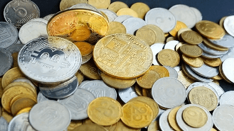 距离圣诞节还有3天黄金白银价格创新高-比特币将涨至何价