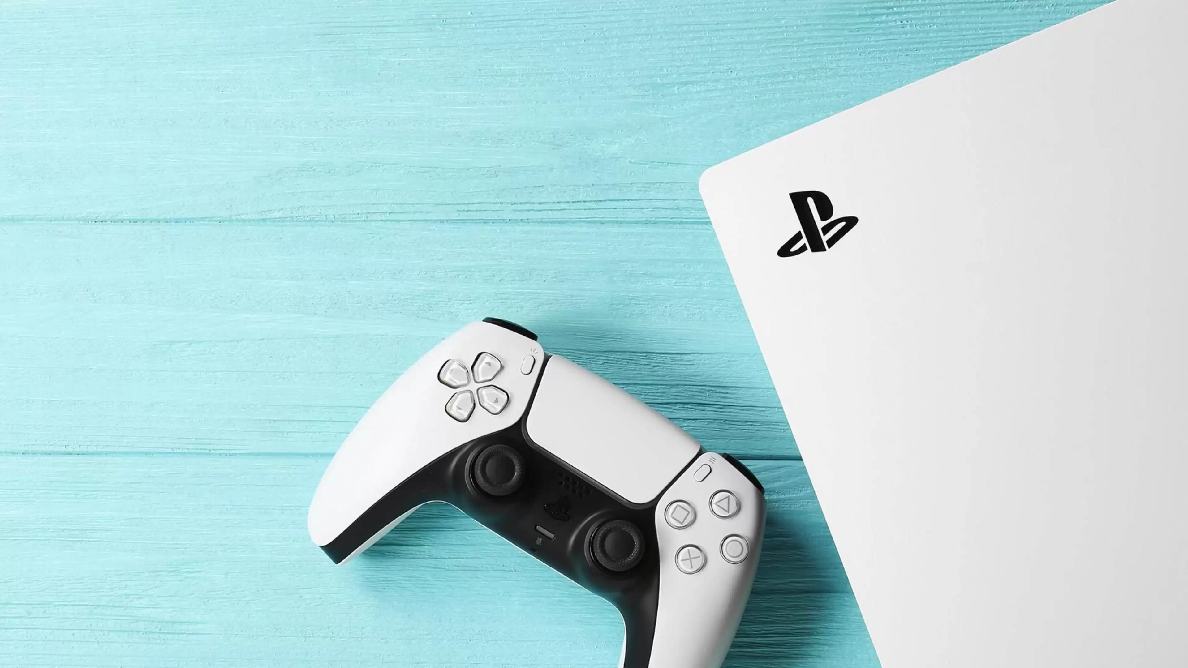 上个月PS5在英国销量仅略高于Xbox Series主机