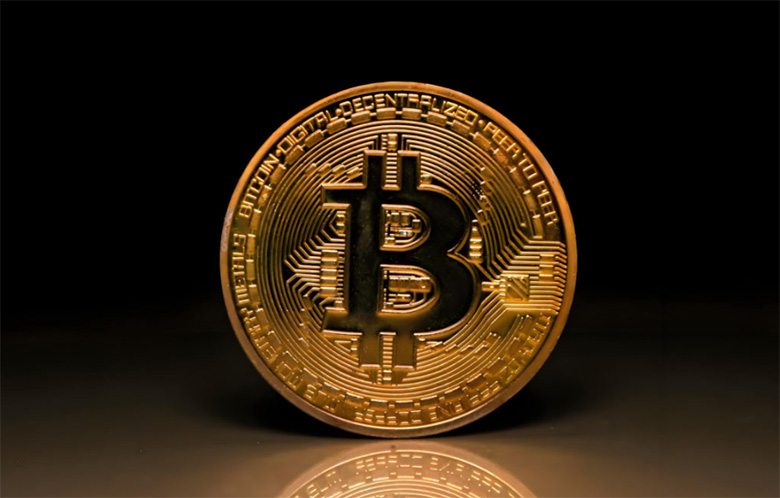 比特币、狗狗币和ADA币：如何在2025年推动加密货币的普及？