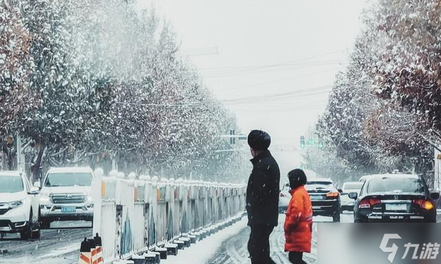 新一轮冰冻雨雪来袭：21-23日湘黔桂锁定冻雨，西藏局地大暴雪