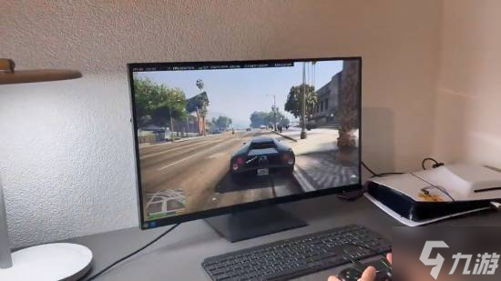 PS5主机被爆改成PC！2K/60帧跑蜘蛛侠 光追增强