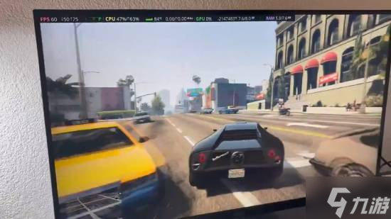 PS5主机被爆改成PC！2K/60帧跑蜘蛛侠 光追增强