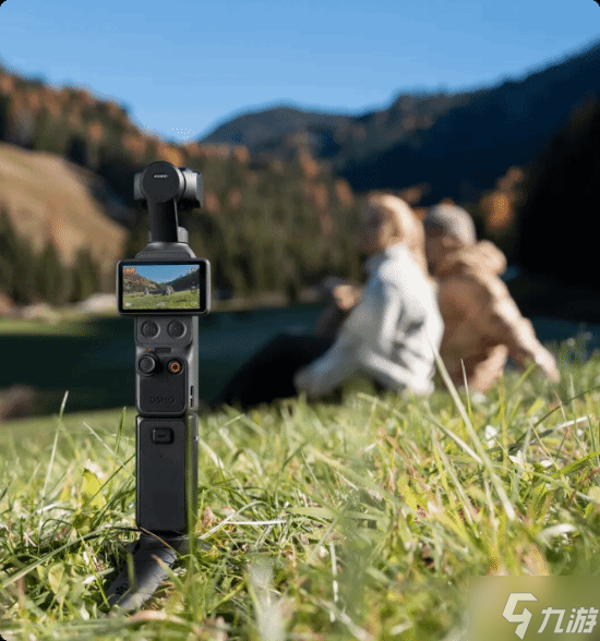 2999元起!大疆发布Osmo Pocket 4 一英寸口袋云台相机